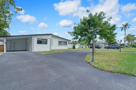 1333 Se 8th Street Deerfield Beach FL 33441