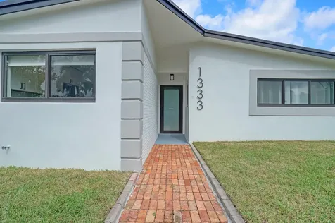 1333 Se 8th Street Deerfield Beach FL 33441