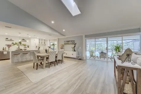 2558 Monaco Terrace Palm Beach Gardens FL 33410