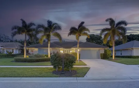 2558 Monaco Terrace Palm Beach Gardens FL 33410