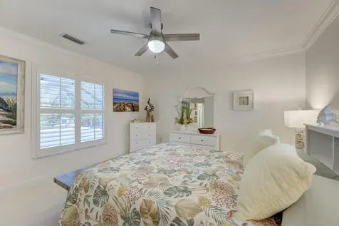 2558 Monaco Terrace Palm Beach Gardens FL 33410