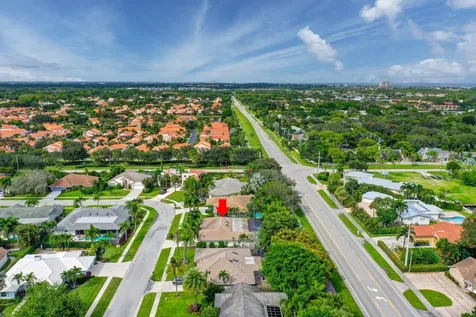 2558 Monaco Terrace Palm Beach Gardens FL 33410