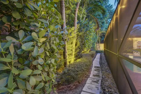 2558 Monaco Terrace Palm Beach Gardens FL 33410