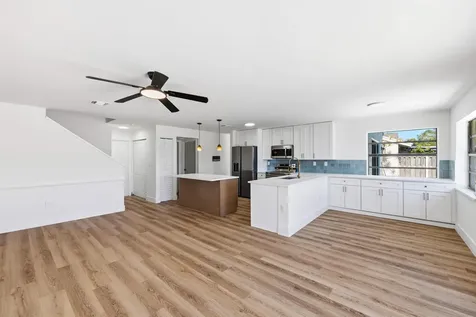 820 Rock Hill Avenue Davie FL 33325
