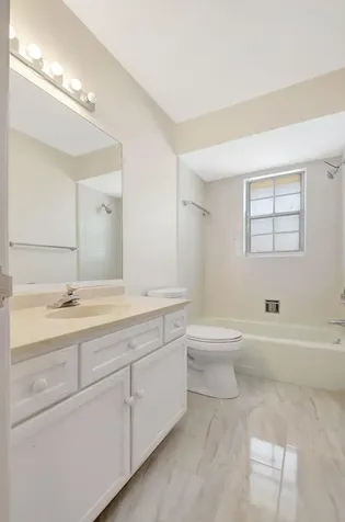 428 Pine Villa Drive Atlantis FL 33462