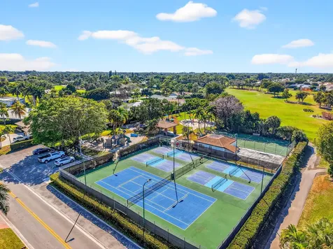 428 Pine Villa Drive Atlantis FL 33462