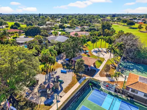 428 Pine Villa Drive Atlantis FL 33462
