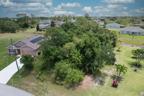 4205 SW Oblique Street Port Saint Lucie FL 34953