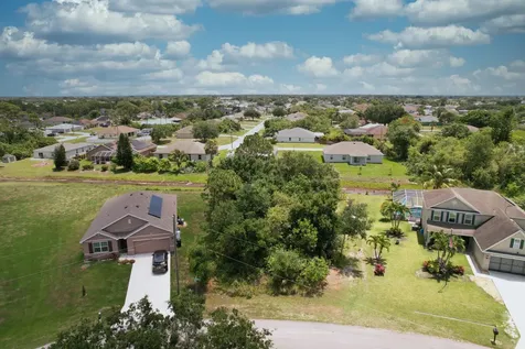 4205 SW Oblique Street Port Saint Lucie FL 34953
