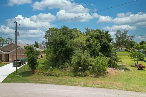 4205 SW Oblique Street Port Saint Lucie FL 34953