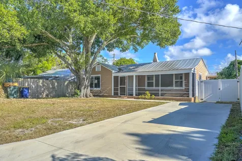1204 Easter Avenue Fort Pierce FL 34950