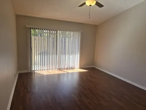 394 Springdale Circle Palm Springs FL 33461