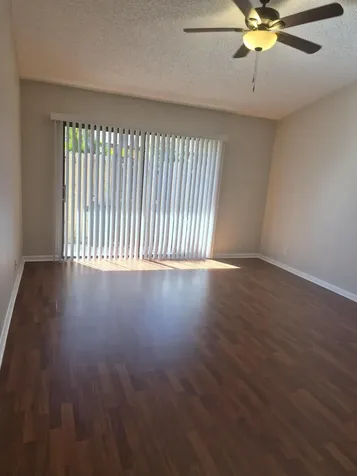 394 Springdale Circle Palm Springs FL 33461