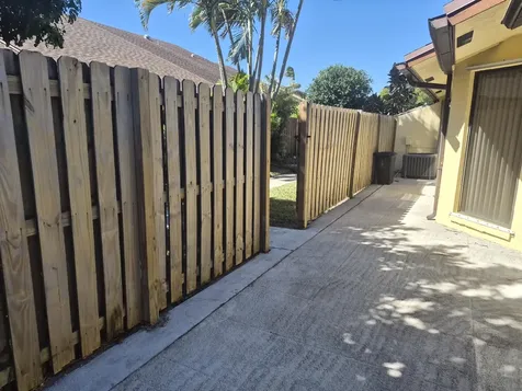 394 Springdale Circle Palm Springs FL 33461