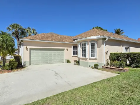 286 Saratoga Boulevard Royal Palm Beach FL 33411