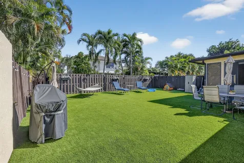 235 SW 29th Avenue Delray Beach FL 33445