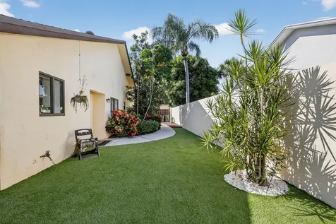 235 SW 29th Avenue Delray Beach FL 33445
