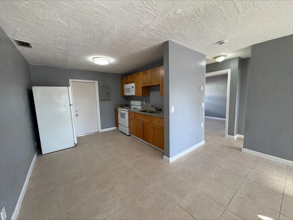 1121 11th Street West Palm Beach FL 33401