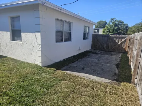 1121 11th Street West Palm Beach FL 33401