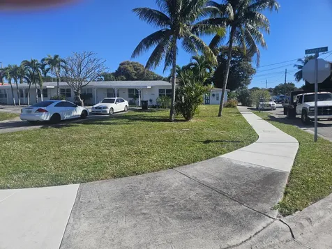 1121 11th Street West Palm Beach FL 33401