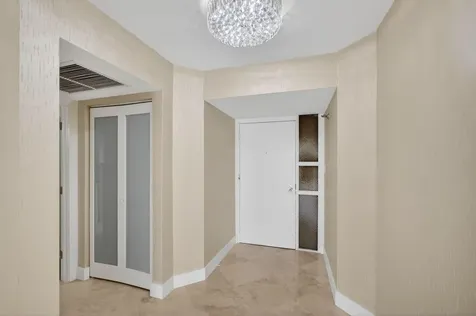 5380 N Ocean Drive Singer Island FL 33404