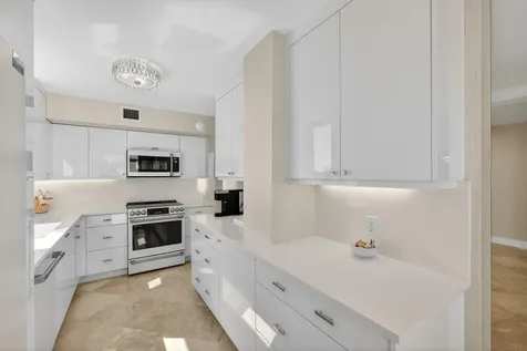 5380 N Ocean Drive Singer Island FL 33404