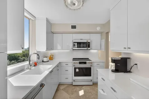 5380 N Ocean Drive Singer Island FL 33404