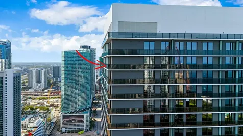 398 Ne 5th Street Miami FL 33132