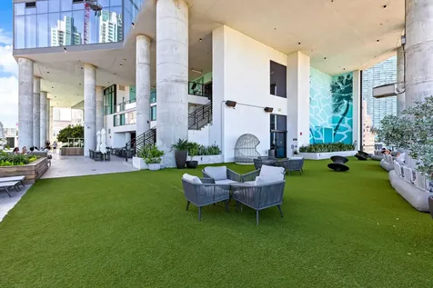 398 Ne 5th Street Miami FL 33132