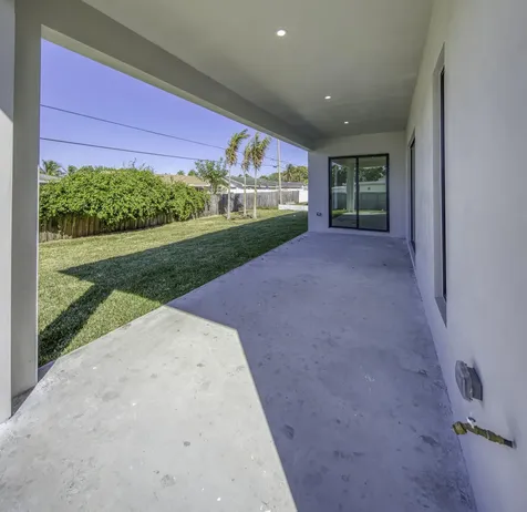 4855 Elmhurst Road West Palm Beach FL 33417