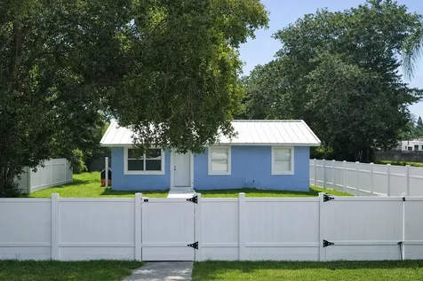 120 S Price Street Lake Worth FL 33461