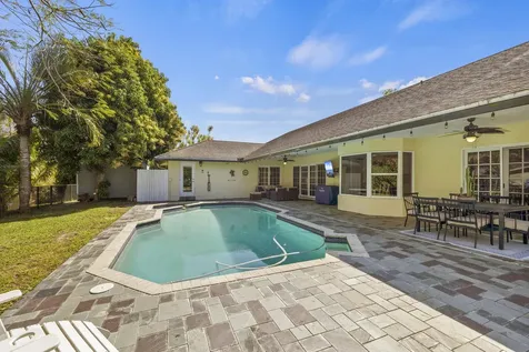 6861 Sw 17th Street Plantation FL 33317