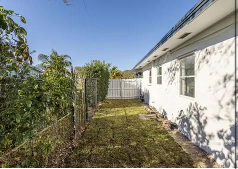 430 E Ilex Drive Lake Park FL 33403