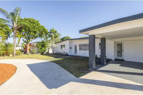 430 E Ilex Drive Lake Park FL 33403