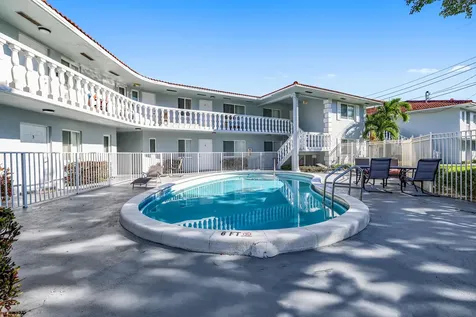 431 W Camino Real Boca Raton FL 33432