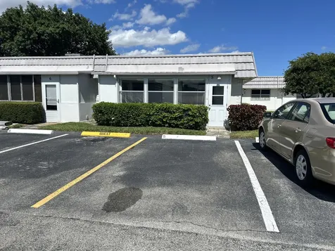 5 Valencia A Delray Beach FL 33446