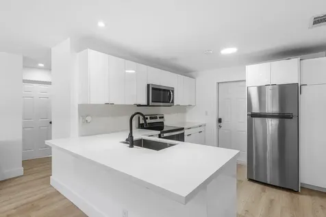 950 Ne 23rd Place Pompano Beach FL 33064