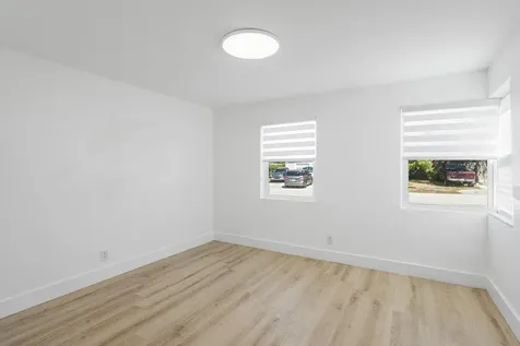 950 Ne 23rd Place Pompano Beach FL 33064