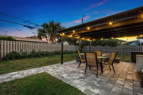 950 Ne 23rd Place Pompano Beach FL 33064