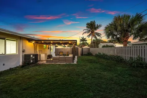 950 Ne 23rd Place Pompano Beach FL 33064