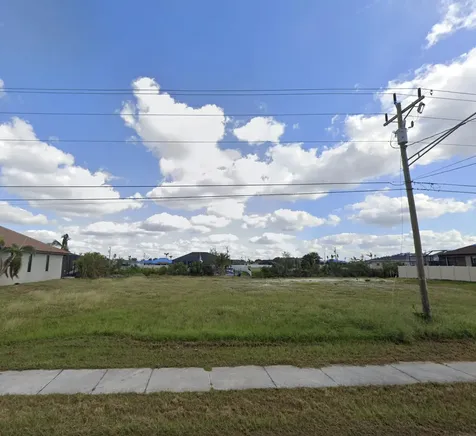 2513 Surfside Boulevard Cape Coral FL 33914