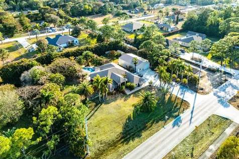 13256 Temple Boulevard The Acreage FL 33412