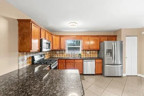 5734 Lincoln Circle Lake Worth FL 33463