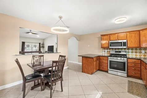 5734 Lincoln Circle Lake Worth FL 33463
