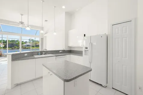 805 Sw Marsh Harbor Bay Port Saint Lucie FL 34986