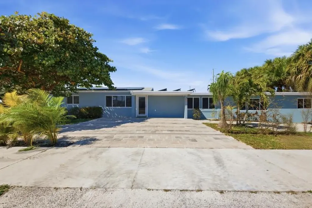 1115 S Seacrest Boulevard Boynton Beach FL 33435