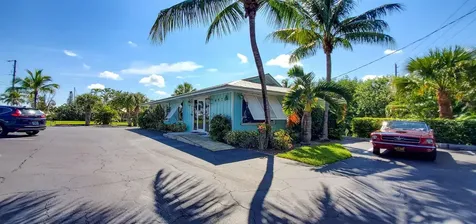 4575 SE Dixie Highway Stuart FL 34997