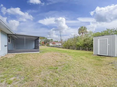 9026 85th Place Vero Beach FL 32967
