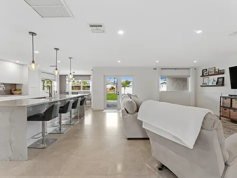 9329 Sw 2nd Street Boca Raton FL 33428