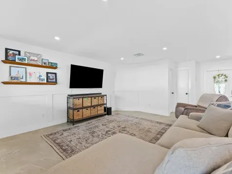 9329 Sw 2nd Street Boca Raton FL 33428